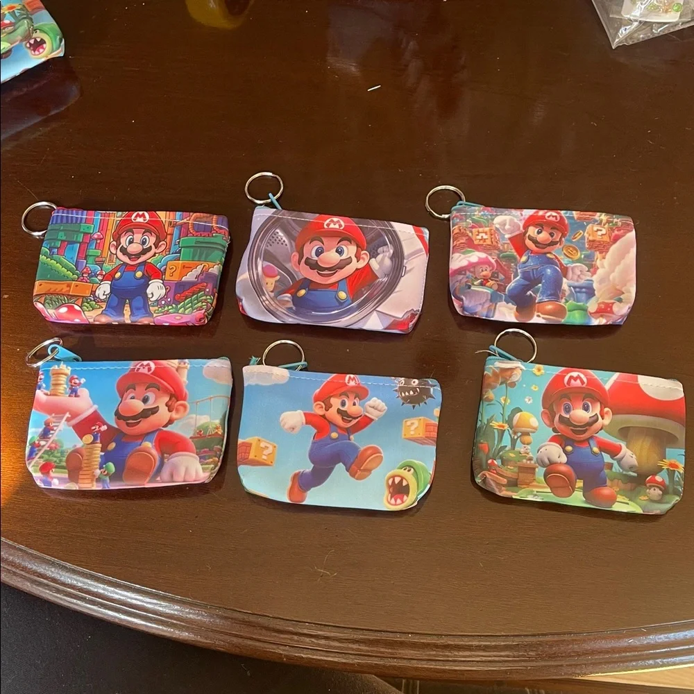 Super Mario Coin Pouches Set of 6 with key ring zips closed nwt